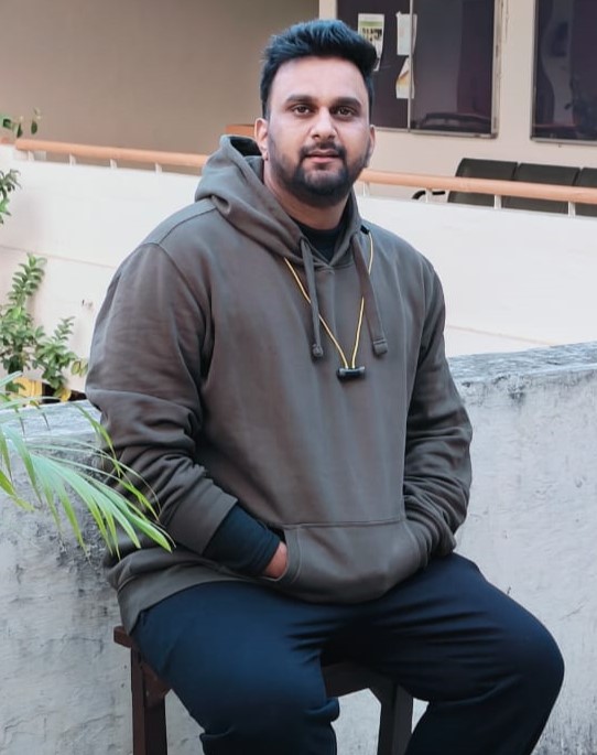 Dr Naveen Prasher